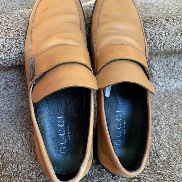 Gucci Men\'s Tan Leather Loafers . Size 8.5 D. In good condition with signs of us main image 10